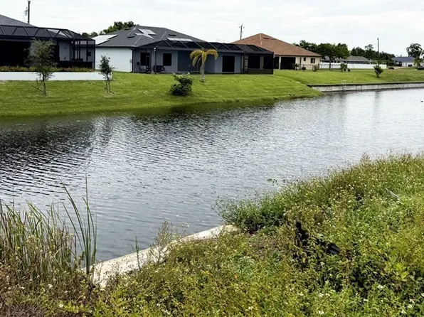 919 SW 28th Ter, Cape Coral, FL 33914