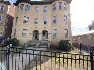 3-5 Chilcott Pl #3-1, Jamaica Plain, MA 02130