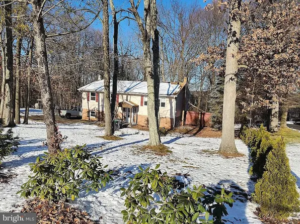 610 Lattimer Rd, Hazleton, PA 18202