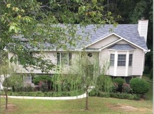 4626 Quail Pointe Dr, Flowery Branch, GA 30542