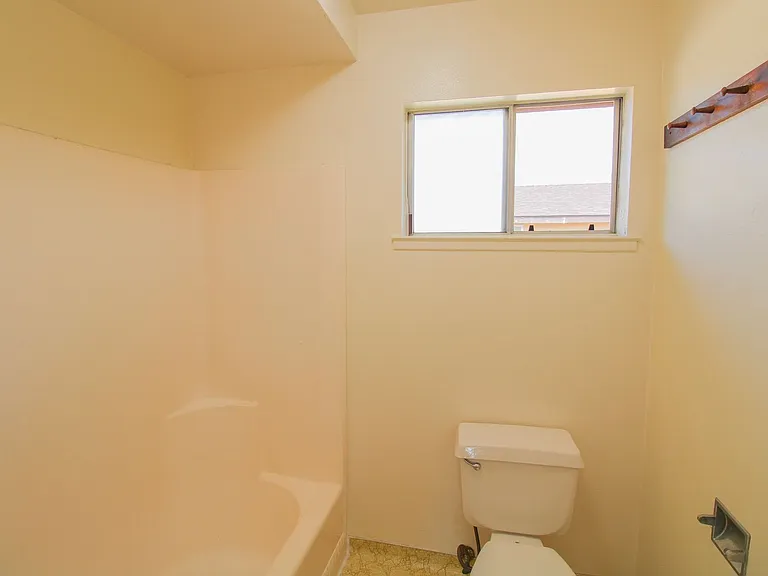 1338 Galleon Way #B — Photo 11