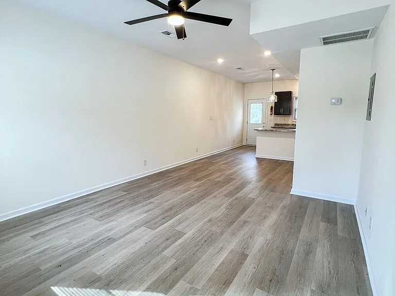 301 Ranger Ln — Photo 3