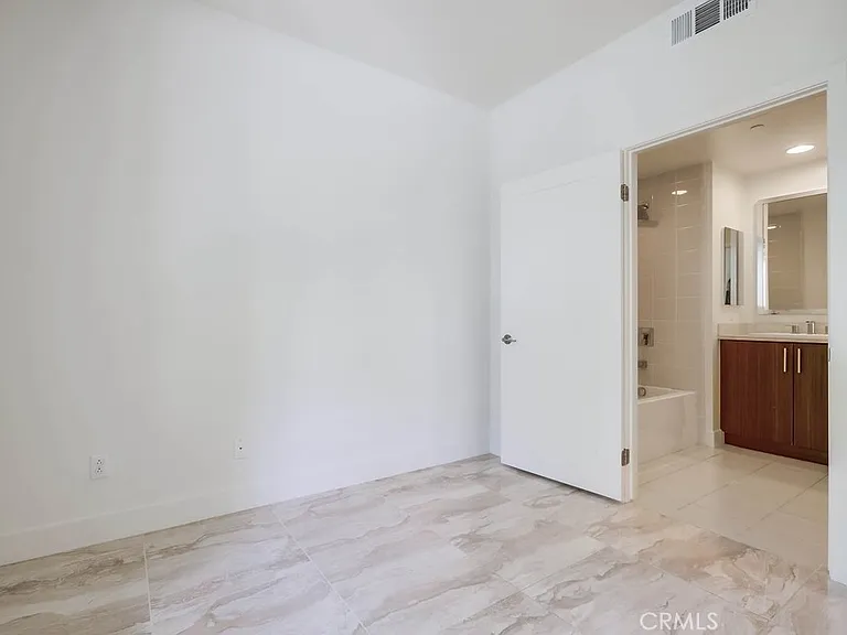 67 Lennox — Photo 42