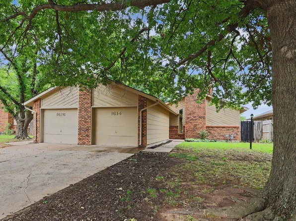 1614 N Brunswick Ln, Wichita, KS 67212