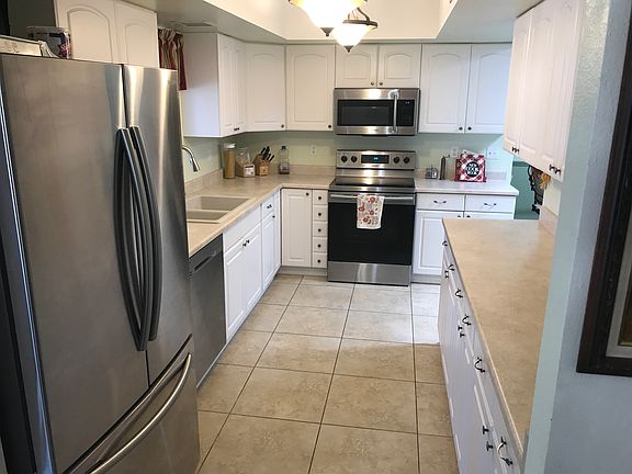 4th image of 25806 S Dartford Dr