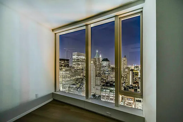 Rented by Bouklis Group | media 34