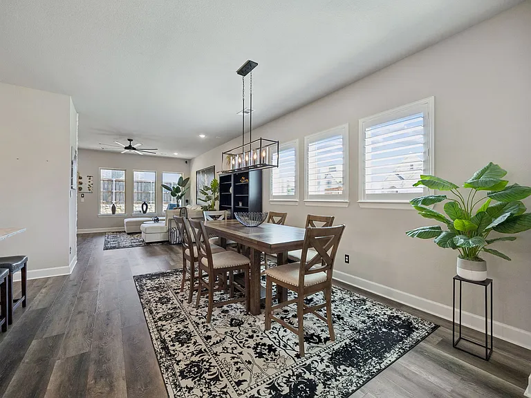 Large dining area with plenty of room to entertain