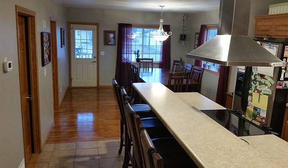 Kitchen / formal dining