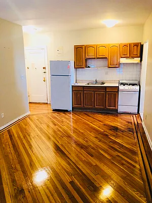 Rented by Royal House Realty, Inc. | media 1