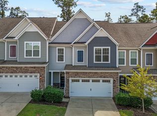 526 Suttons Walk Dr, Cary, NC 27513