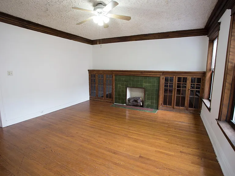 Dining/Living room