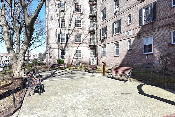 Sold by Douglas Elliman | media 10