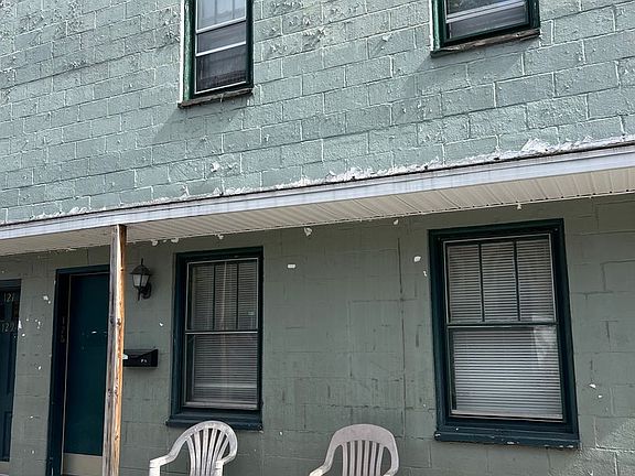 2nd image of 125-131 N West St #F8e031209