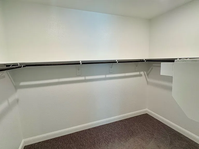 1731 Tombstone Dr — Photo 12