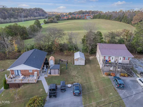 226 Mill View Dr, Pigeon Forge, TN 37863
