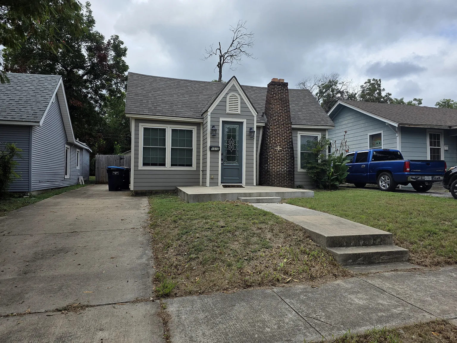 2 bed, 917 sqft, $1,395 — Photo 2