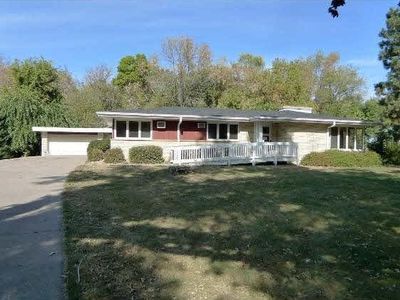 1755 County Road H2, Saint Paul, MN, 55110