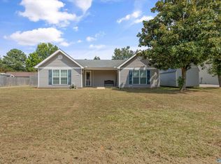 23129 Pepper Rd, Athens, AL 35613