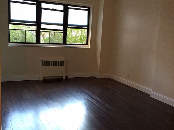 5th image of 19 Hamilton Ter APT 1M