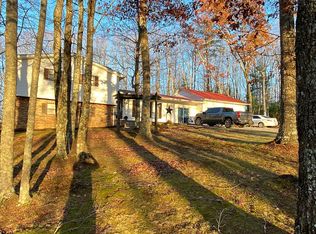 2512 Litton Rd, Oneida, TN 37841