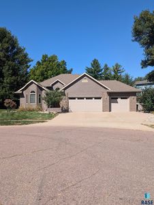 3500 E Apple Blossom Cir, Sioux Falls, SD, 57103