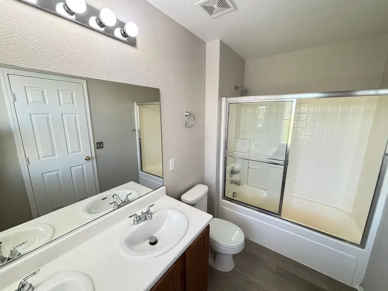 10413 Orange Port Ct — Photo 16