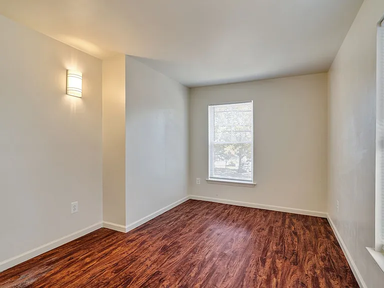 4100 Brown St — Photo 14