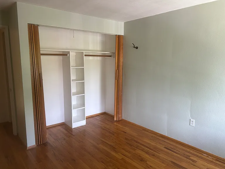 2900 NW Polk Ave #110 — Photo 8