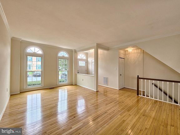 5th image of 13334 Foxhole Dr