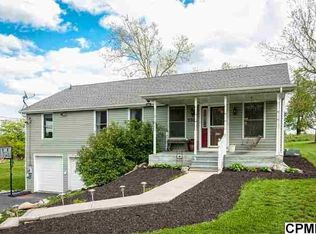 7701 Chambers Hill Rd, Harrisburg, PA 17111