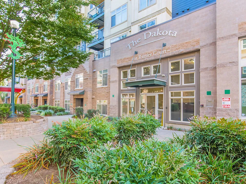 The Dakota at Rainier Court