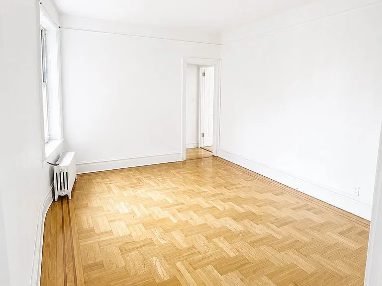 2249 83rd St #7D — Photo 1