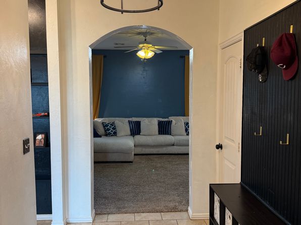 1805 Del Rio St