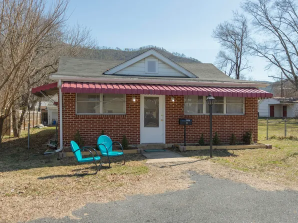 1436 Maple Ave, Buena Vista, VA 24416