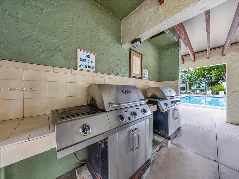 6075 N Sabal Palm Blvd #210 — Photo 31