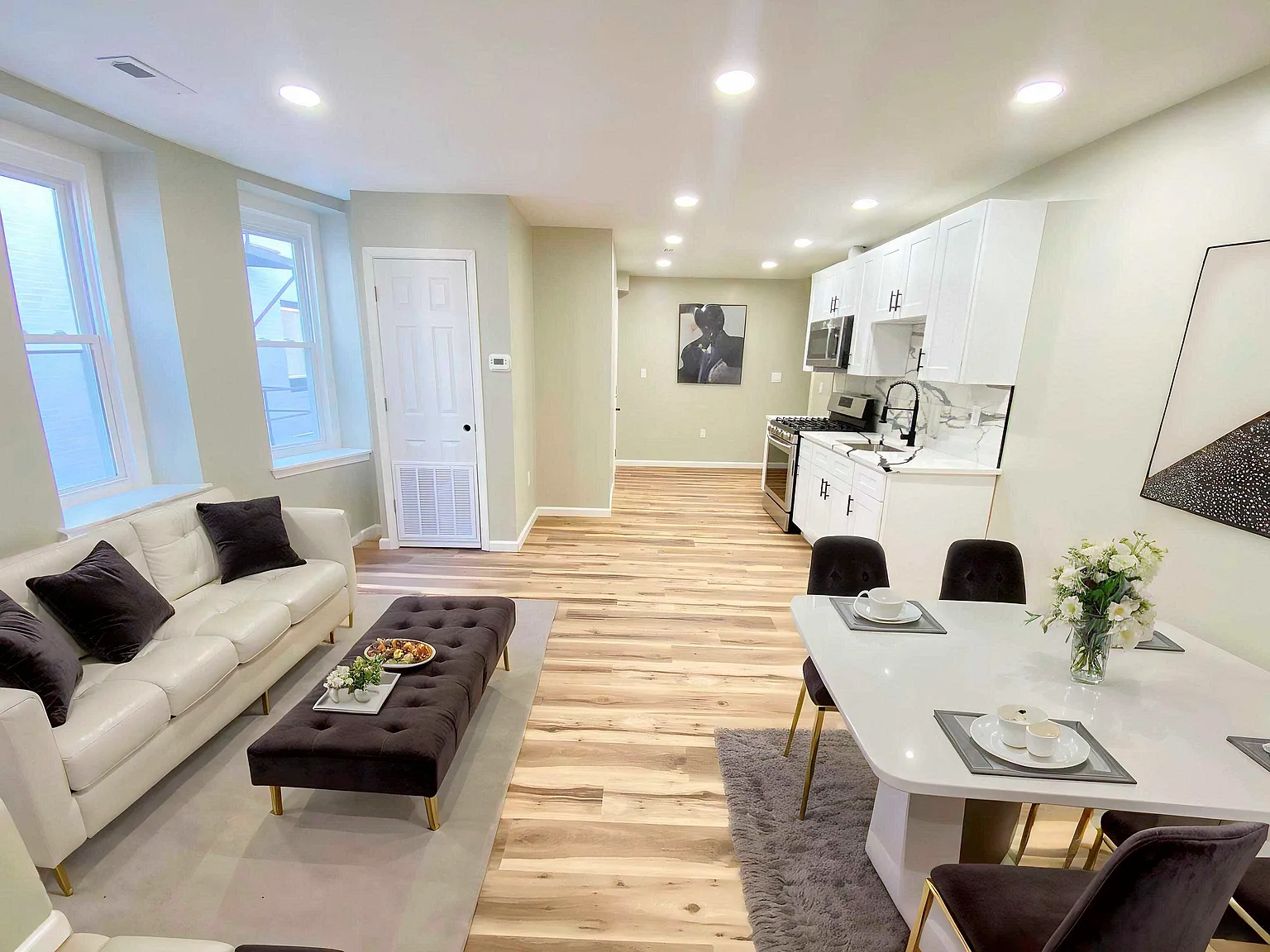 2 bed, $1,400 — Photo 2
