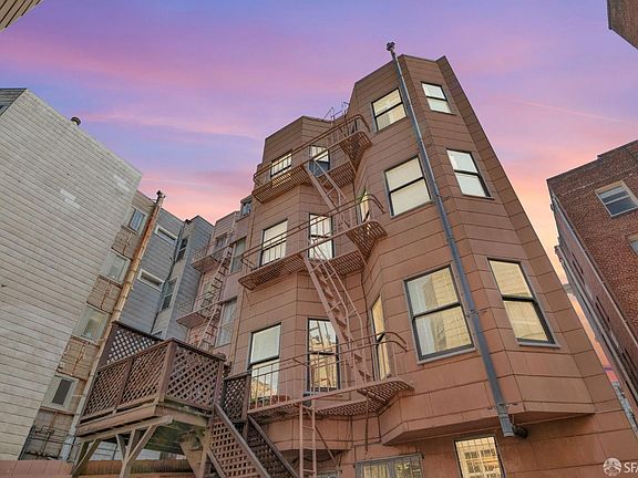 4th image of 1127 Hyde St