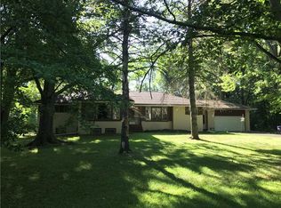 1376 Harris Rd, Webster, NY 14580