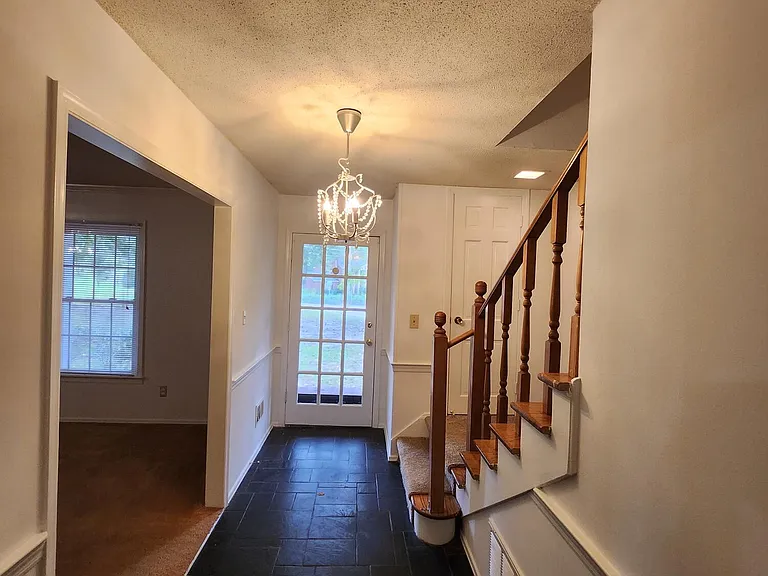3602 Nassau Dr — Photo 2