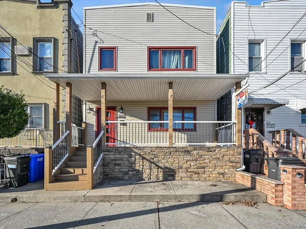 6925 59th Road, Maspeth, NY 11378