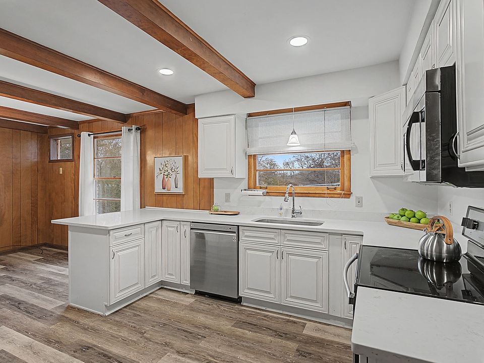 1st image of 108 Lucinda Ln
