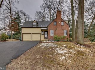 1817 Edge Hill Rd, Abington, PA 19001