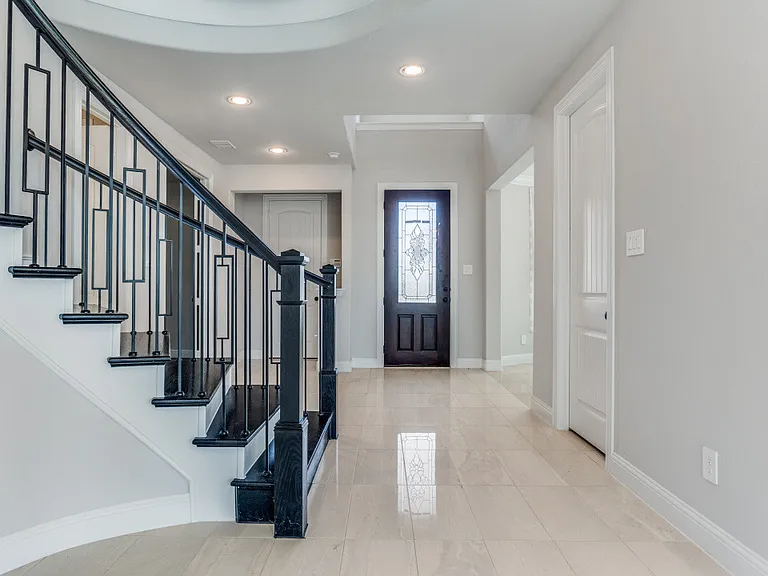 401 Wild Peach Point — Photo 4