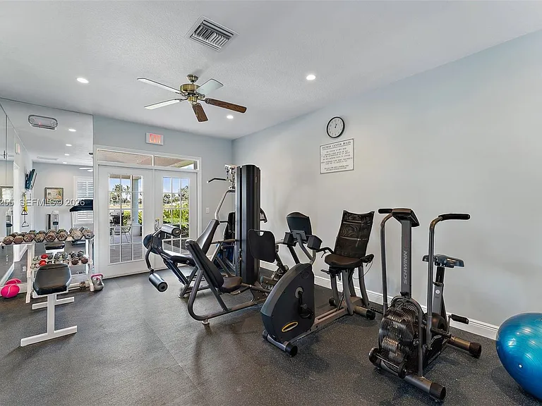 5800 NE Island Cove Way #2207 — Photo 25