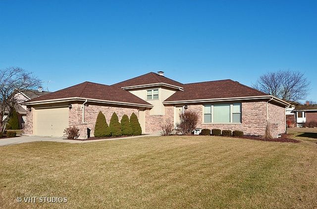 1st image of 7906 Whittington Dr