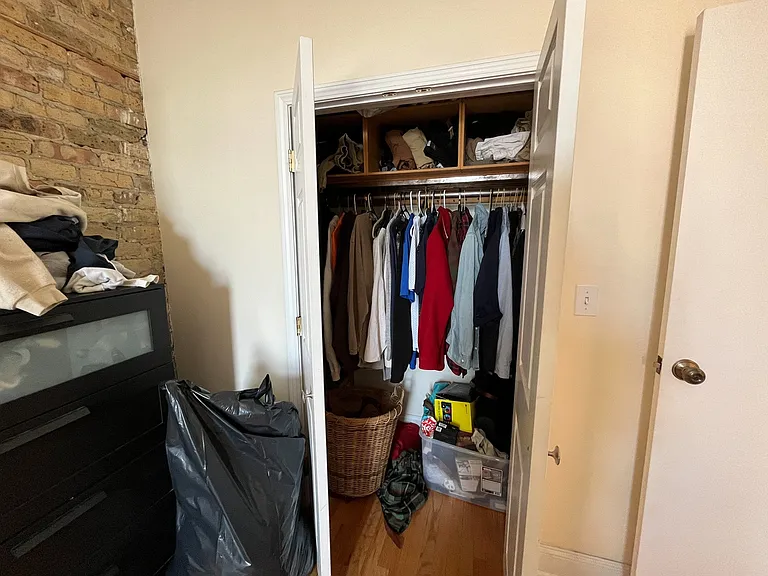 1439 N. Milwaukee Ave — Photo 8