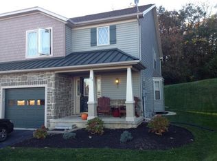 93 Eagle Dr, Ephrata, PA 17522