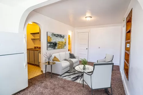 Studio Apartment in Mesa Junction - $800/$800 Photo 1