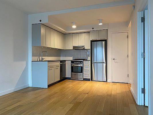1st image of 150 Union Ave #5P