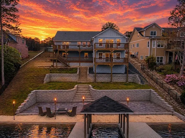 9058 Woodlake Ln, Villa Rica, GA 30180